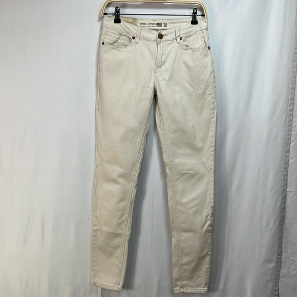 🦅 Barbell cream jeans